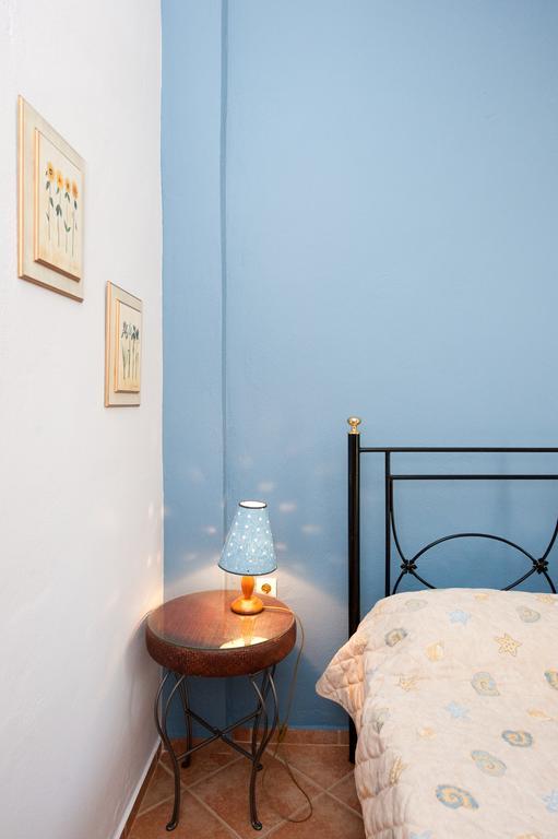 Zorbas Apartments Volissos Room photo