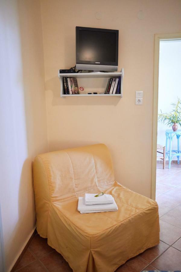 Zorbas Apartments Volissos Exterior photo